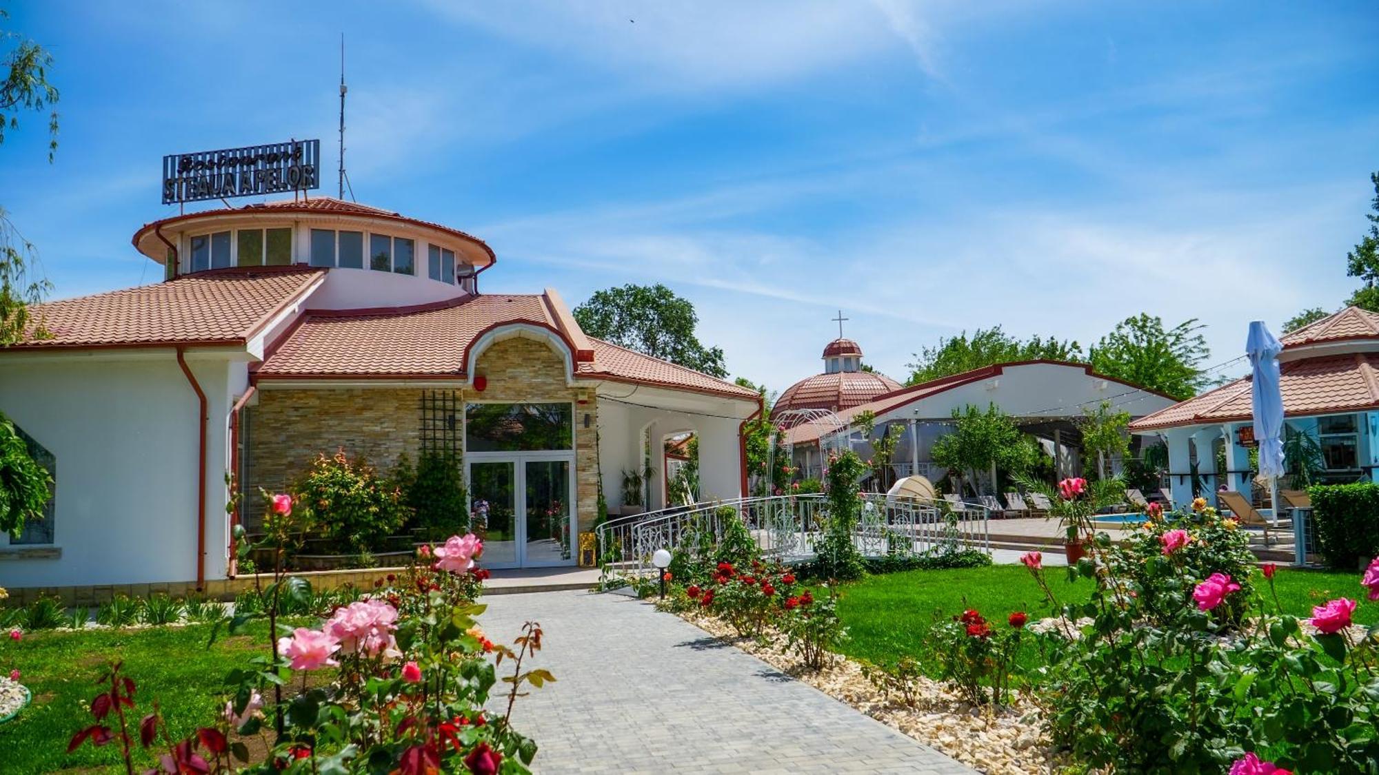 Steaua Apelor Family Resort Nufaru Exterior photo